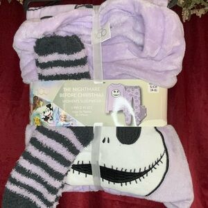 NMBC women’s sleeper set